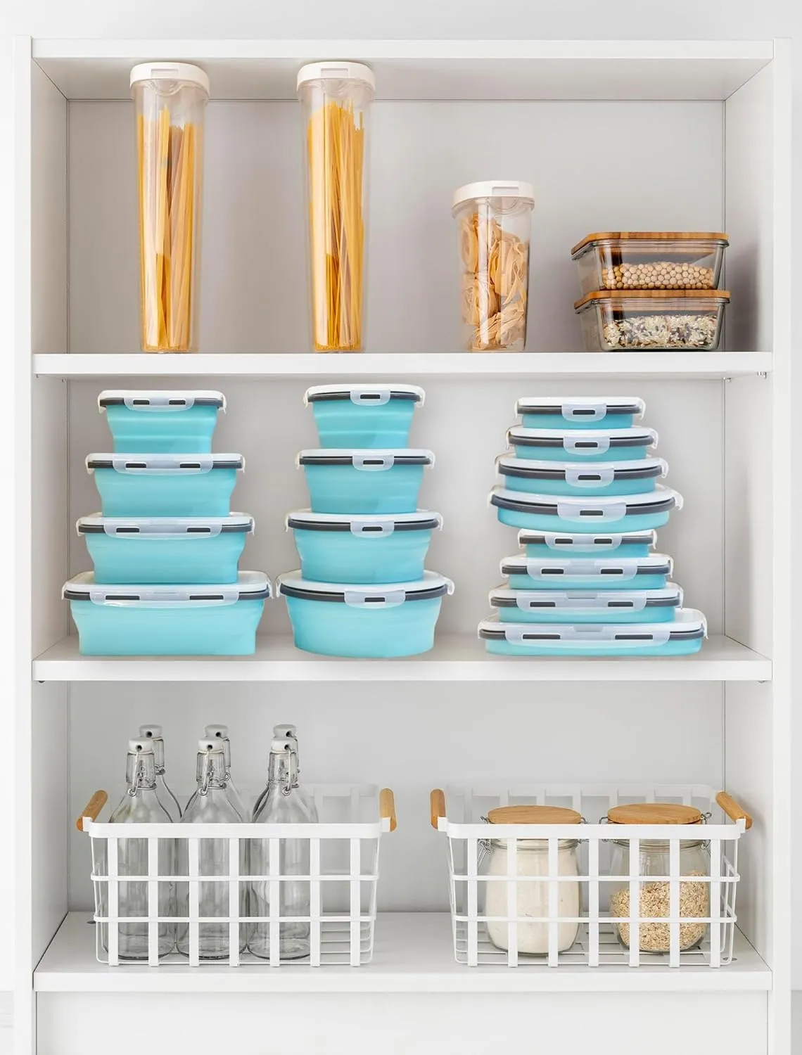 16 Pack Collapsible Silicone Food Storage Containers with Lids, Freezer & Dishwasher Safe, Foldable Lunch Box for Camper, Leftovers, Snacks, Meals, Blue
