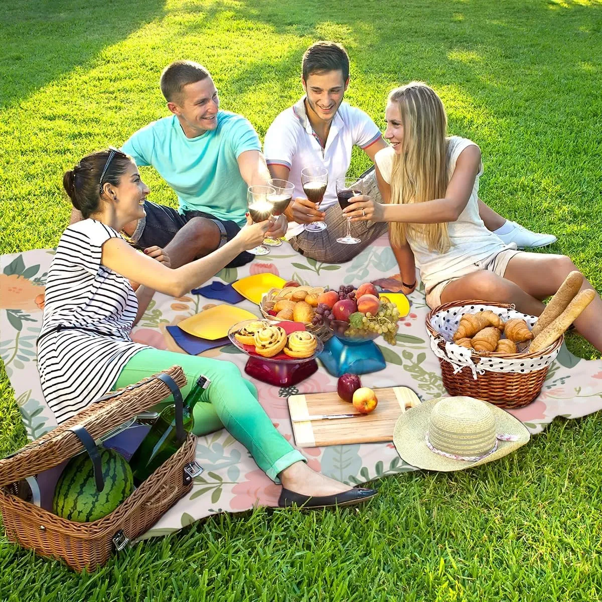 Beach Blanket, Wildflowers Sandproof Beach Mat, Waterproof Quick Drying Sand Free Mat with 4 x Ground Spikes for Outdoor Travel Camping Hiking, Eucalyptus Leaves Daisy 68 x 59 in