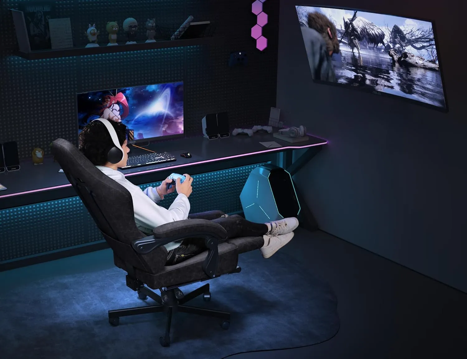 Gaming Chair Breathable Leather with Pocket Spring Cushion,Wide and High Ergonomic Office Chair with Headrest,Computer Gaming Chair with Footrest for Adult and Teen,Brown