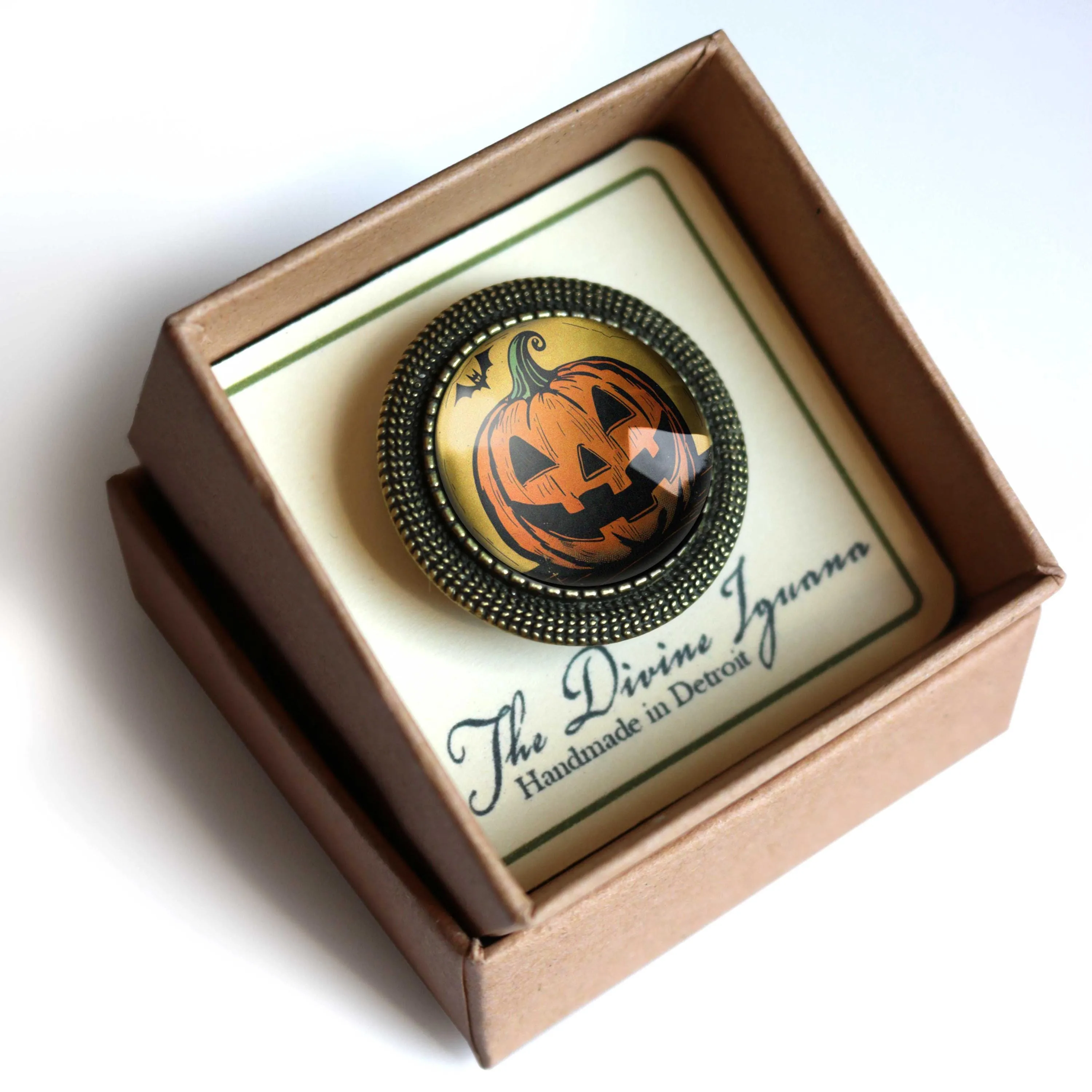 Jack O Lantern w/ Bat Retro Halloween Black Cat Vintage Inspired Pin Brooch