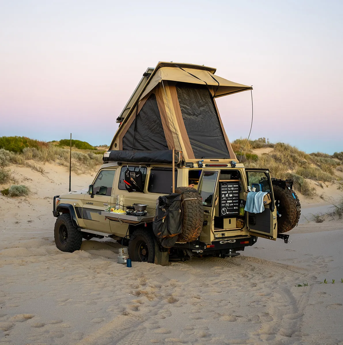 Jetboil - Genesis Basecamp Stove