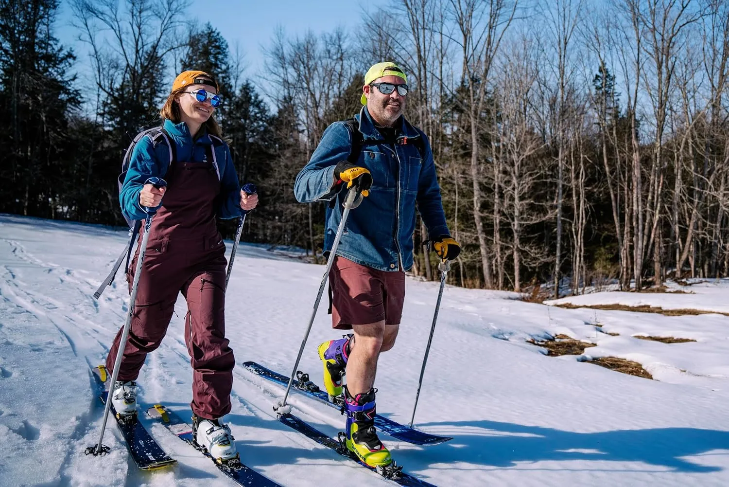 Julbo Explorer 2.0 Glacier Glasses Men & Women/Photochromic lenses for Mountaineers, Hiking, Skiing & Snow travel 100% UV