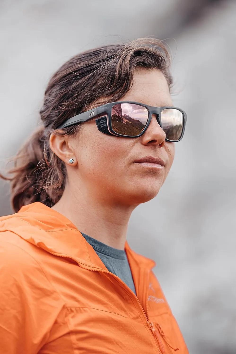Julbo Shield M Glacier Sunglasses Men & Women/Photochromic lenses for Mountaineers, Hiking, Skiing & Snow travel 100% UV