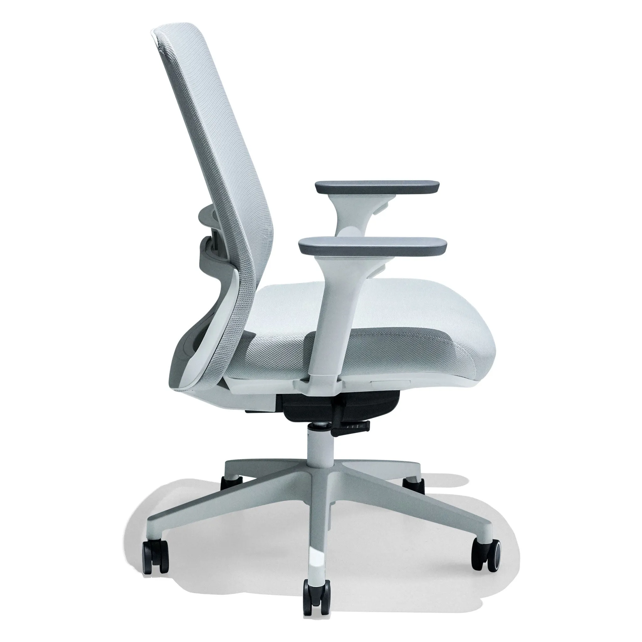 Logan Mesh Ergonomic Chair