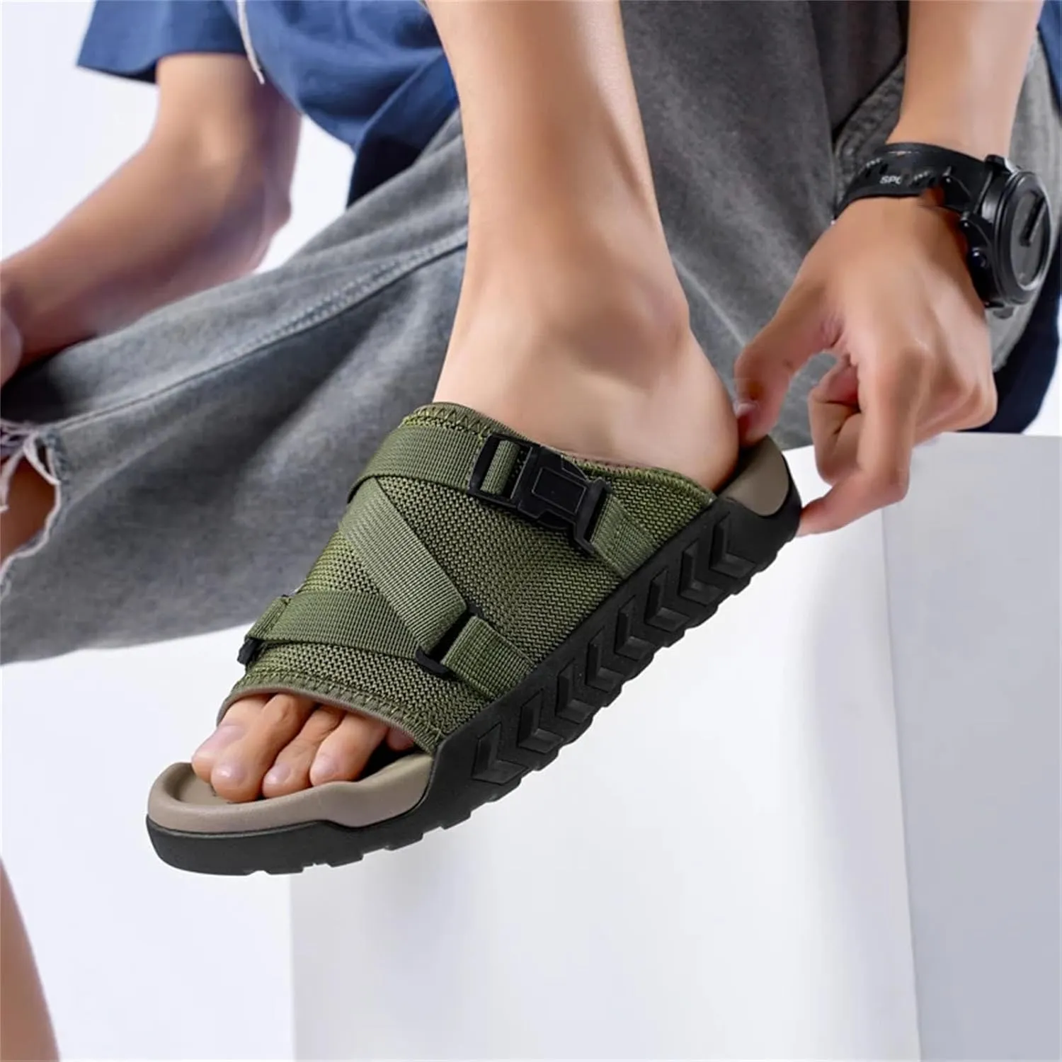 Men's Adjustable Slippers - Anti-Slip Outdoor Shoes with Comfort Fit