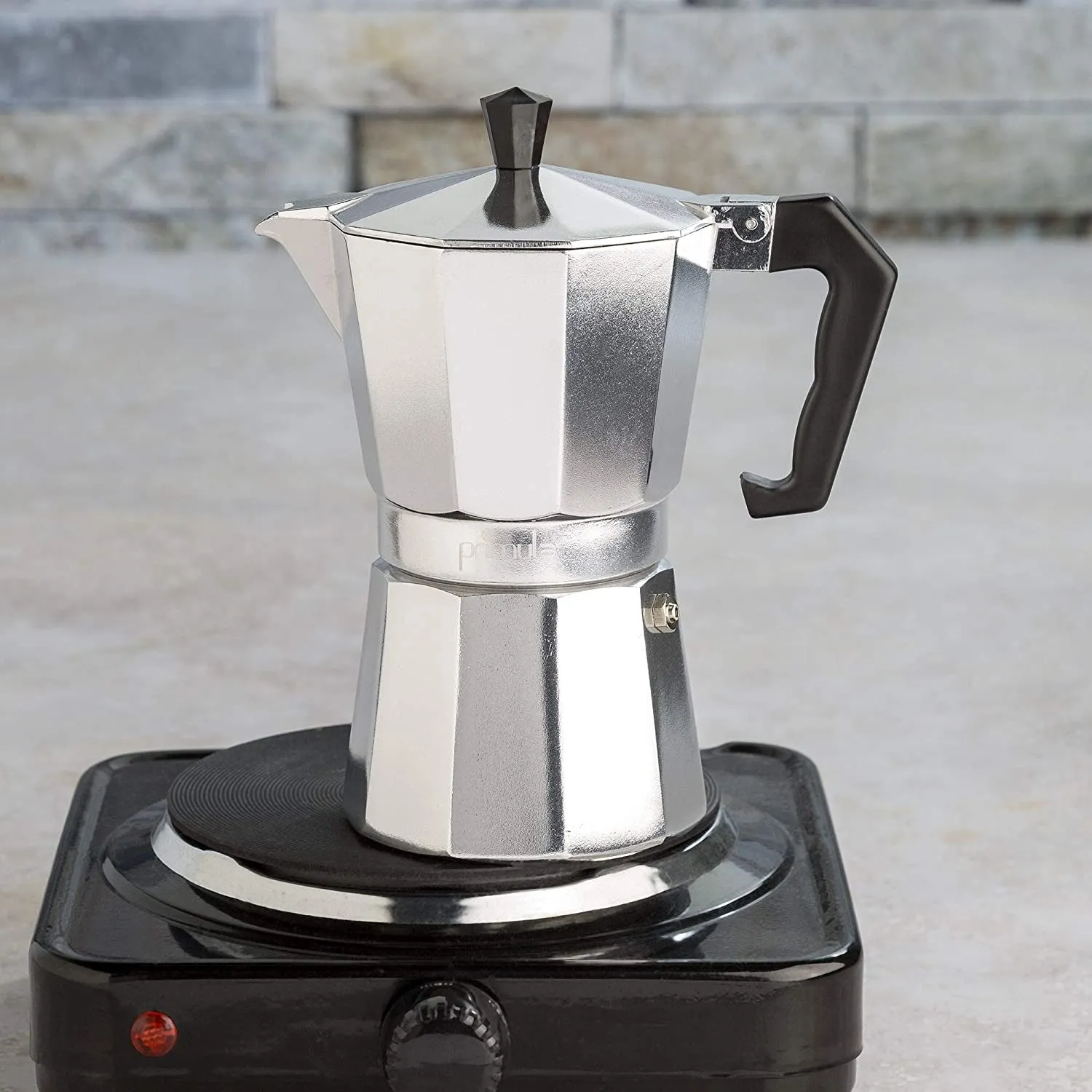 Moka Pot: The Perfect Fusion of Italian and Cuban Coffee Craftsmanship for Exceptional Espresso