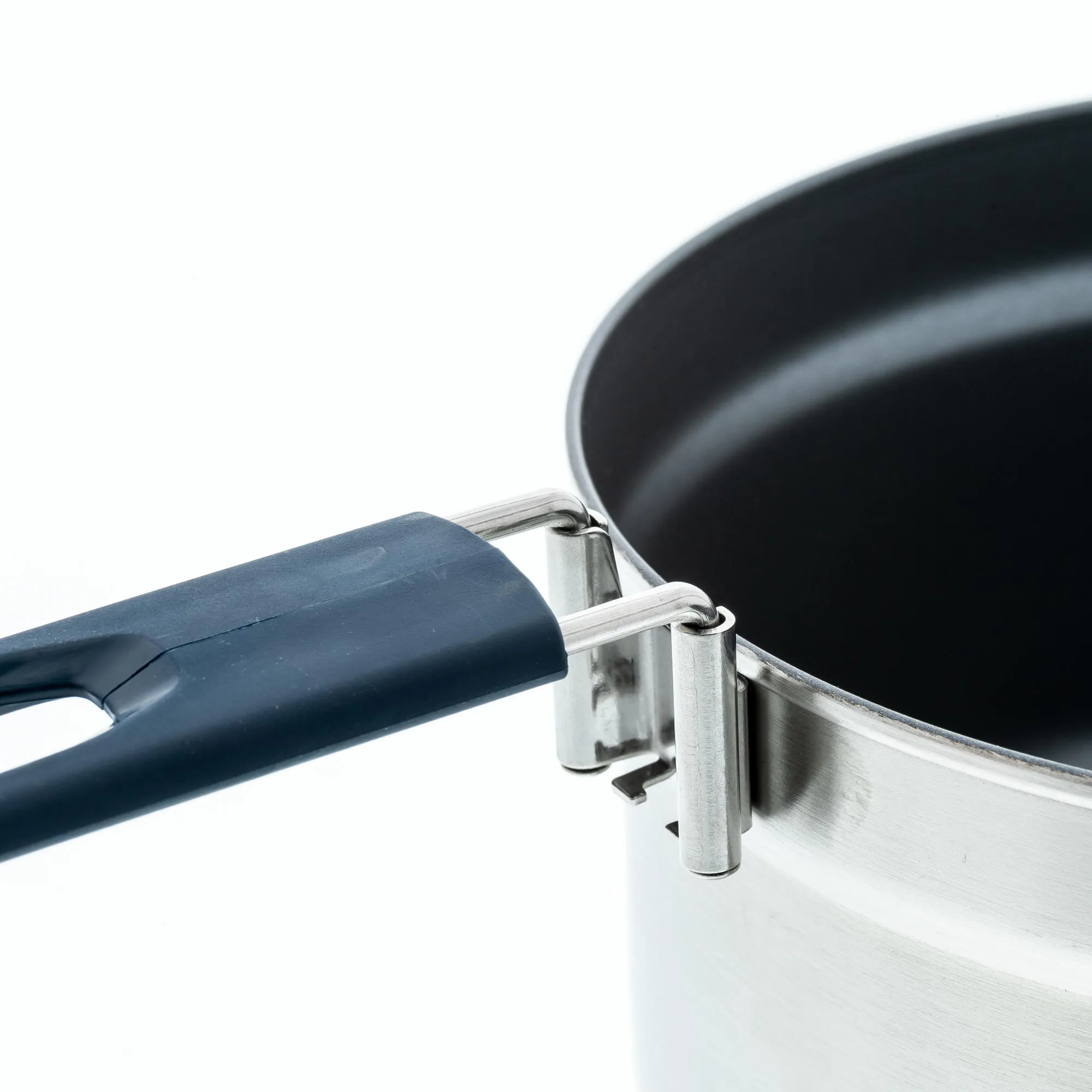 Quechua 500 Stainless Steel Non-Stick Camping Cookset – 14-Piece for 2 People