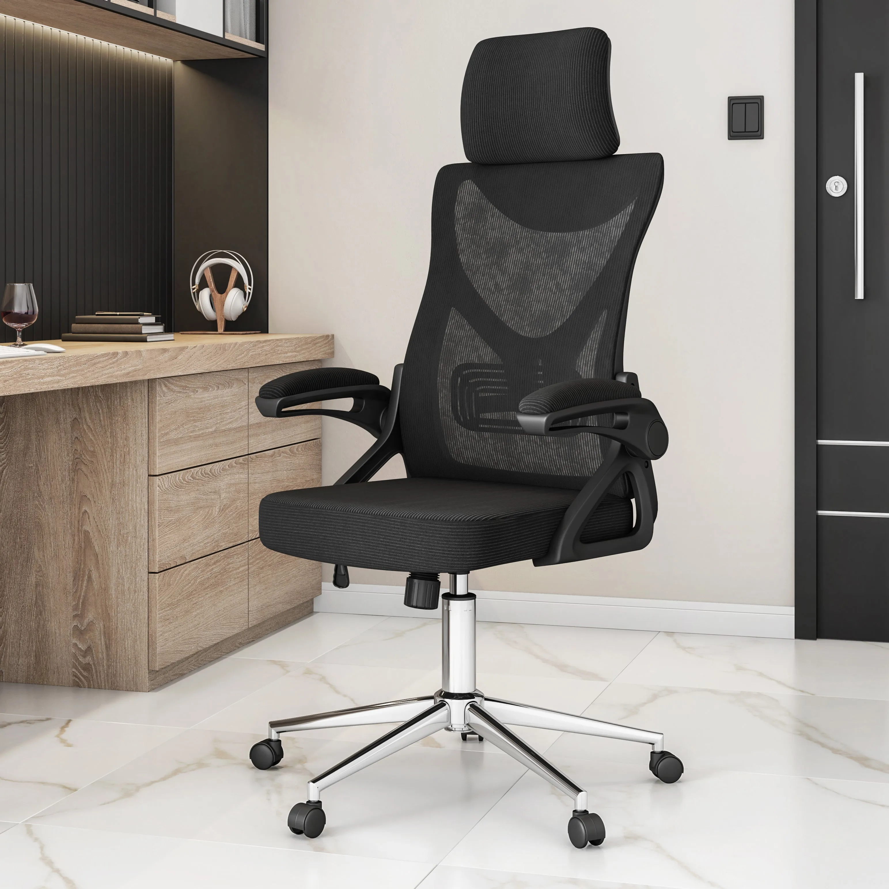 Techni Mobili Essential Ergonomic Office Chair with Headrest and Lumbar Support - Black|Chaise de bureau ergonomique Essential de Techni Mobili avec appuie-tête et soutien lombaire - noire